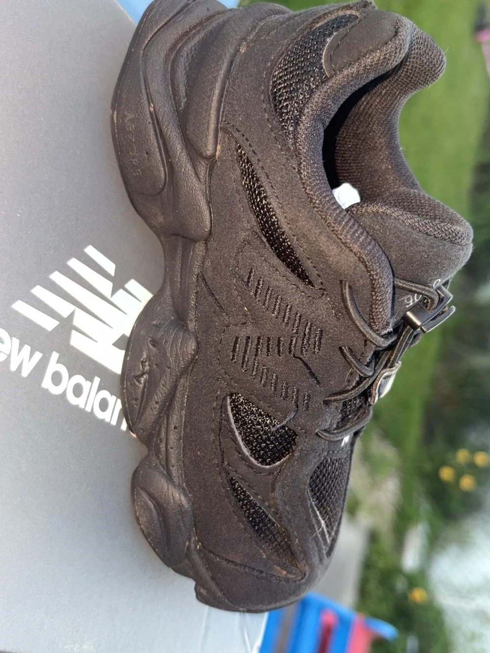 New Balance Men’s Black Athletic Lace-Up Sneaker